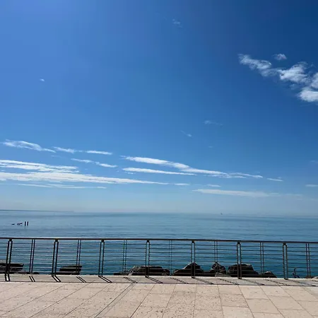 Al Mare Градо